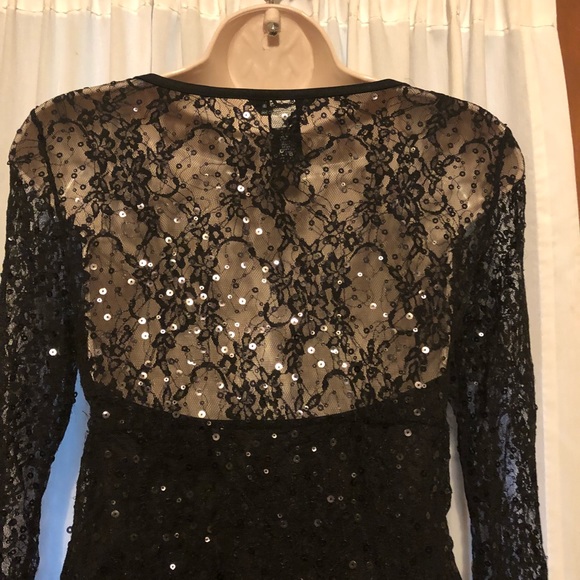 VS Long sleeve sequin and lace black dress - Picture 3 of 4